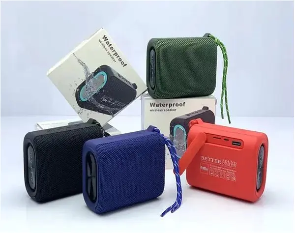 Портативна колонка bluetooth S31 IPX7 WATERPROOF